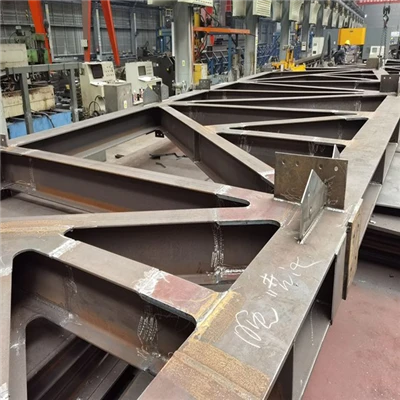 Armazones de sección H-de servicio pesado para estructuras industriales